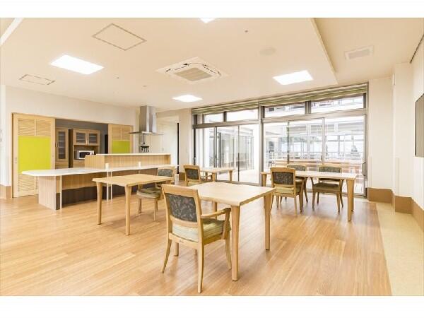 特別養護老人ホームやまなみ王寿園（常勤）の准看護師求人メイン写真4