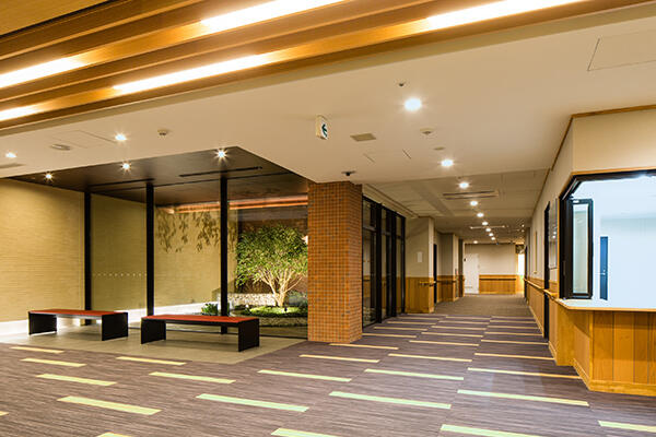 特別養護老人ホーム ウエルガーデン春日部（総合職/常勤）の介護福祉士求人メイン写真3