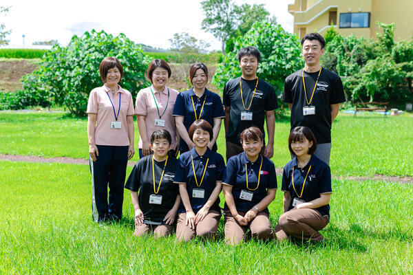 介護老人保健施設 ケアビレッジ箱根崎（常勤）の介護福祉士求人メイン写真2