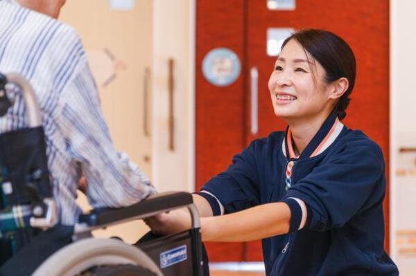 特別養護老人ホーム プレーゲ船橋（パート）の介護福祉士求人の写真