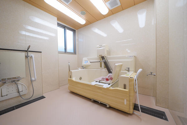 ハートフルリハビリセンター（常勤）の介護福祉士求人メイン写真4