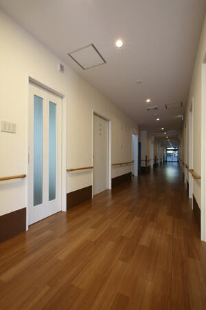 住宅型有料老人ホームみちの郷（パート/夜勤専従）の介護職求人メイン写真4