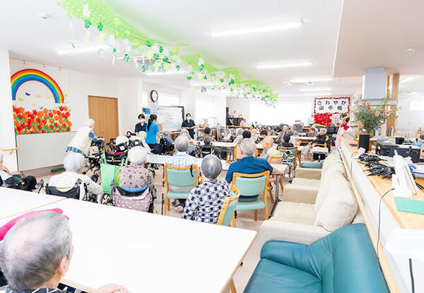 有料老人ホームさわやか（常勤）の介護福祉士求人メイン写真5