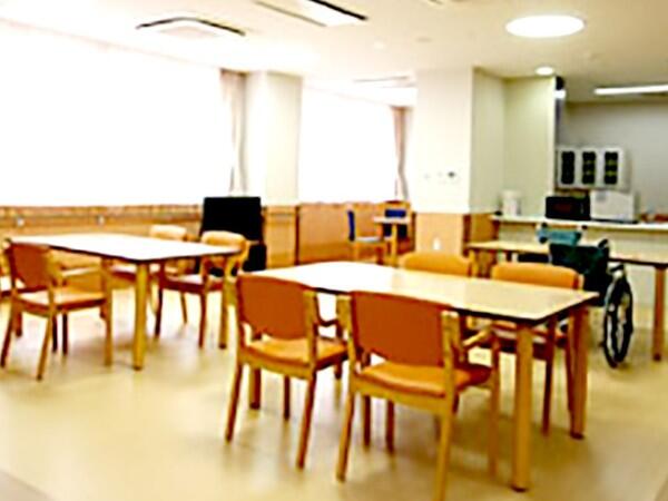 特別養護老人ホーム横浜ナーシングビレッジ（常勤）の介護職求人メイン写真4