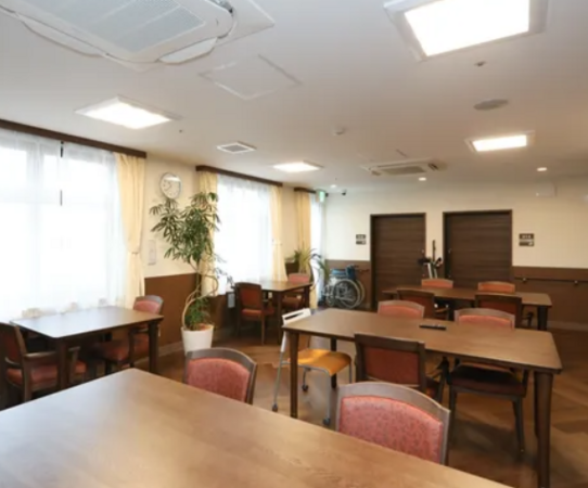 有料老人ホームアルゴの家 東久留米滝山（パート）の介護福祉士求人メイン写真3