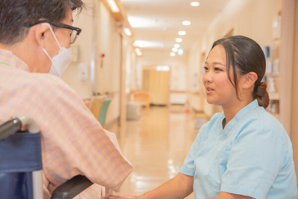 明理会中央総合病院（常勤）の看護助手求人メイン写真3