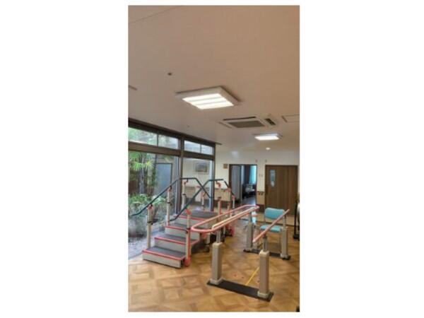 介護付有料老人ホーム シニアコートあざれあ(常勤)のケアマネジャー求人サブ写真5