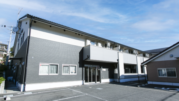 ぐっどケアLu-Na（パート）の介護職求人メイン写真2