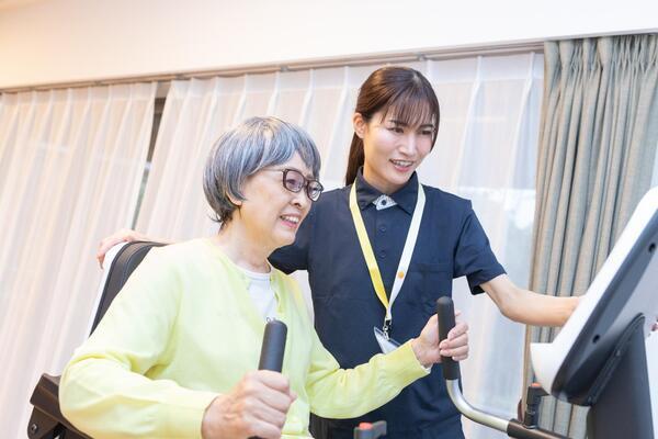 介護付有料老人ホーム はなことば鶴見（パート）の准看護師求人メイン写真5