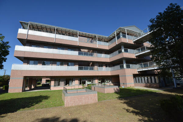 介護老人保健施設 市川ゆうゆう(常勤)の介護福祉士求人の写真