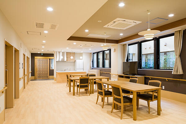 特別養護老人ホーム ウエルガーデン春日部（総合職/常勤）の介護福祉士求人メイン写真4