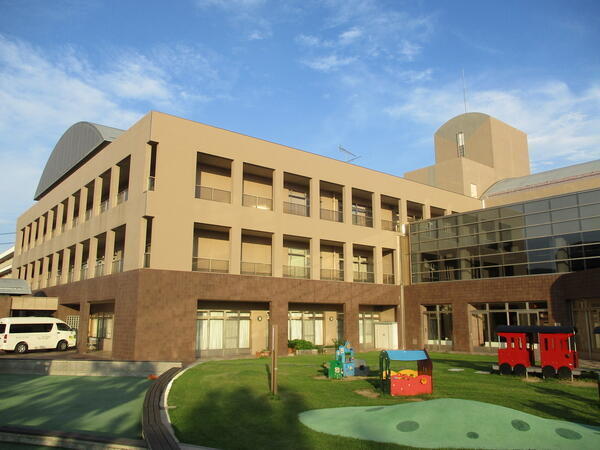 箕面市立 介護老人保健施設（通所/フルタイム/アルバイト）の介護福祉士求人メイン写真2