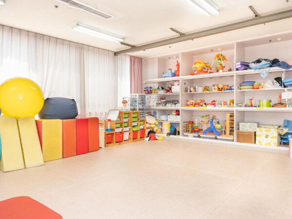 千葉県千葉リハビリテーションセンター（保育士／正規）の保育士求人メイン写真3