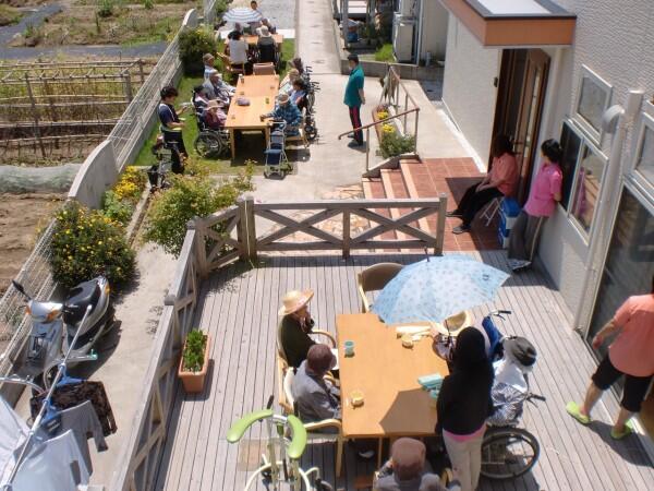 有料老人ホーム花温（常勤）の介護福祉士求人メイン写真2