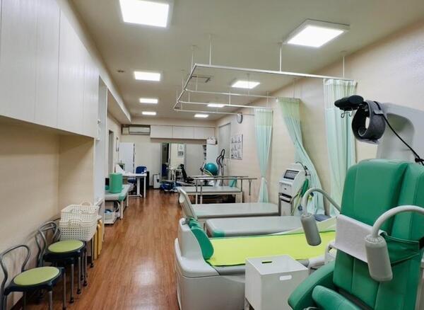 もちづき整形外科 内科・リハビリクリニック（常勤）の理学療法士求人メイン写真4