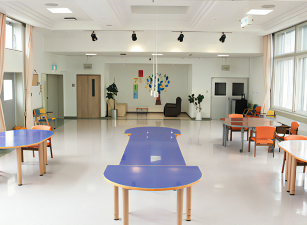 特別養護老人ホームしゃくなげ荘（常勤）の介護職求人メイン写真2