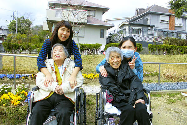 こまどりと丘デイサービスセンター（常勤）の介護職求人メイン写真3