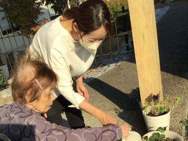 特別養護老人ホーム幸の郷（常勤）の介護福祉士求人メイン写真2