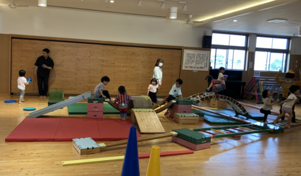 つつじが丘認定こども園（相談支援員/パート）の保育士求人メイン写真3