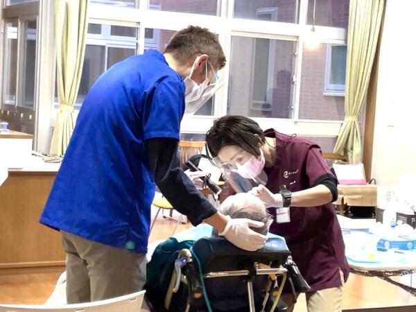 くすのきデンタルクリニック（訪問専任・運転業務あり / 常勤） の歯科衛生士求人メイン写真4