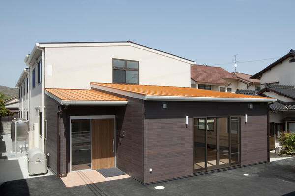 住宅型有料老人ホームみちの郷（パート/夜勤専従）の介護職求人の写真