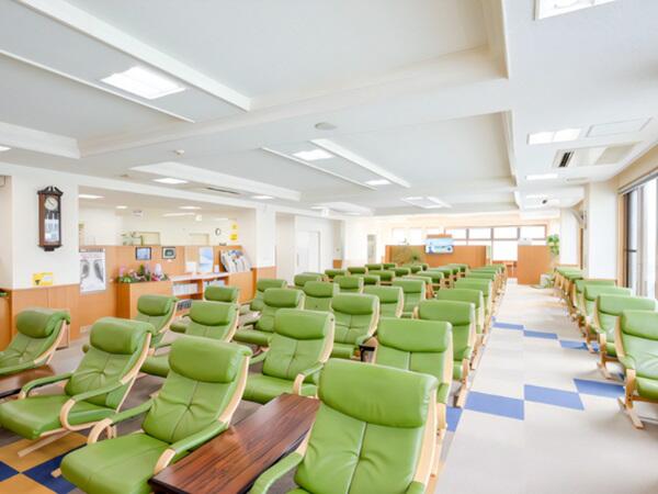 沖縄県健康づくり財団（パート）の保健師求人メイン写真4