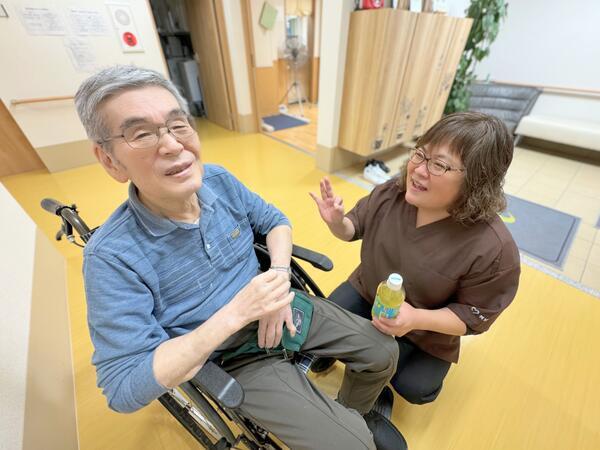 MYYケアリング枚方（施設管理事務/常勤） の一般事務求人の写真