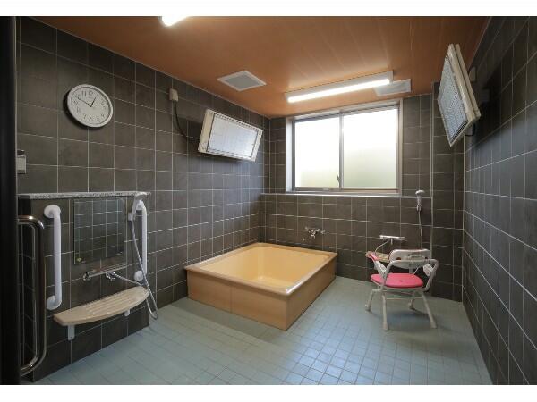 特別養護老人ホームひだまりの杜（パート）の介護福祉士求人メイン写真5