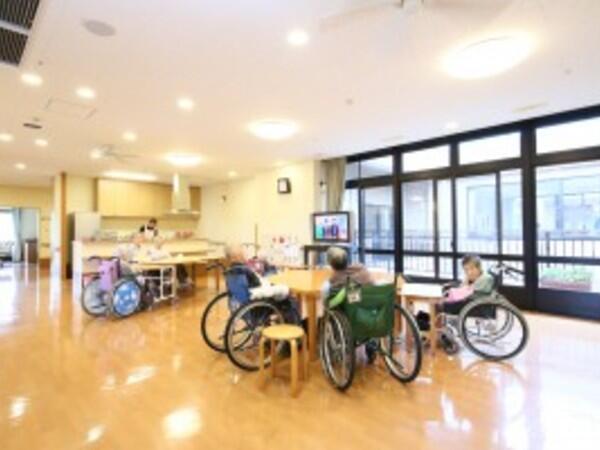 特別養護老人ホーム松寿園（契約職員/常勤）の介護職求人メイン写真4