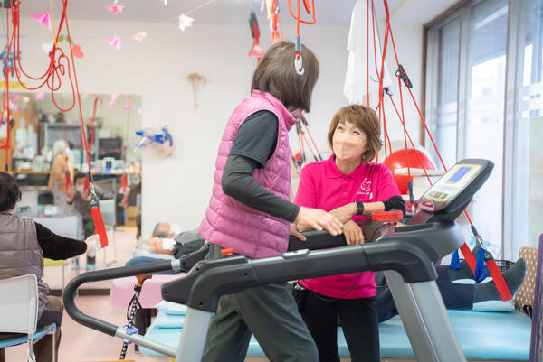 リカバリータイムズ駒岡（パート） の送迎ドライバー求人メイン写真4