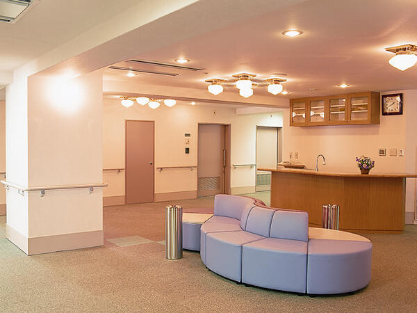 有料老人ホーム サンビレッジ国立（パート） の看護師求人メイン写真2