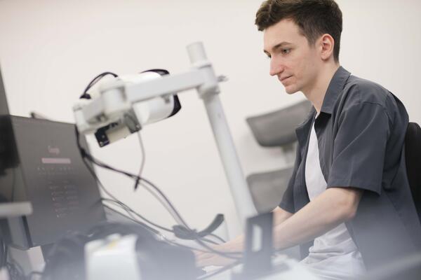 株式会社FOVE（常勤）の視能訓練士求人メイン写真4