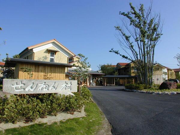 デイサービスせんねん村（パート）の送迎ドライバー求人の写真