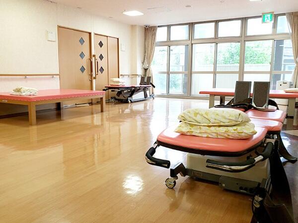 介護老人保健施設 プリエール（常勤）の介護職求人メイン写真2