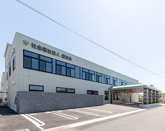 地域密着型特別養護老人ホーム 長寿の里・津島（常勤）の介護職求人メイン写真2