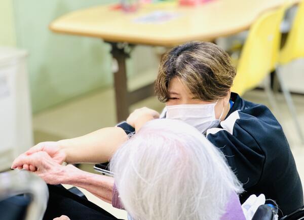 介護老人保健施設 大地（通所/正社員）の介護福祉士求人メイン写真2