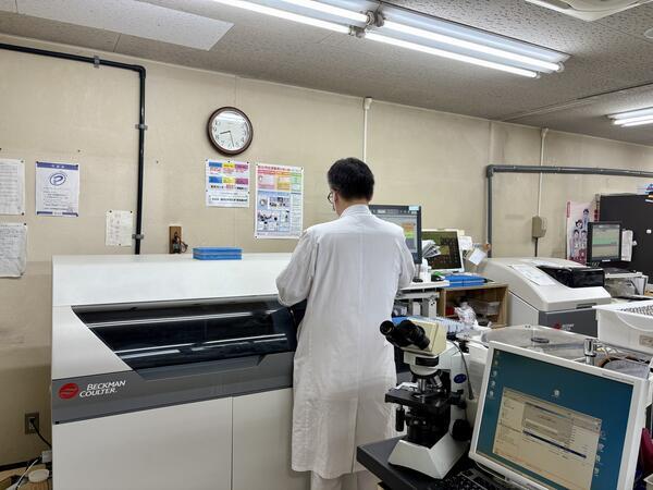 保健科学研究所 東京都新宿区内ブランチラボ（正社員） の臨床検査技師求人メイン写真4
