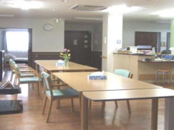 特別養護老人ホームてらお愛宕の園（常勤）の准看護師求人メイン写真2