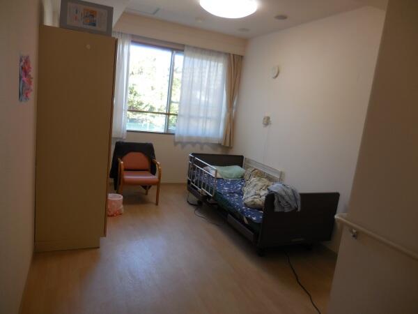 有料老人ホームめぐり（パート）の清掃員求人の写真