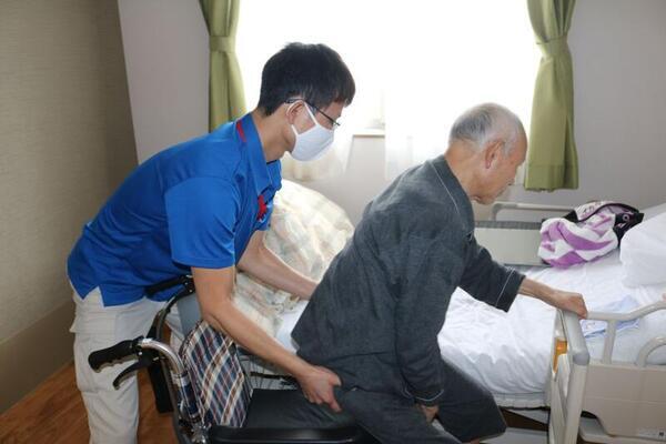 特別養護老人ホーム 大崎倶楽部(契約社員/常勤)の介護福祉士求人の写真