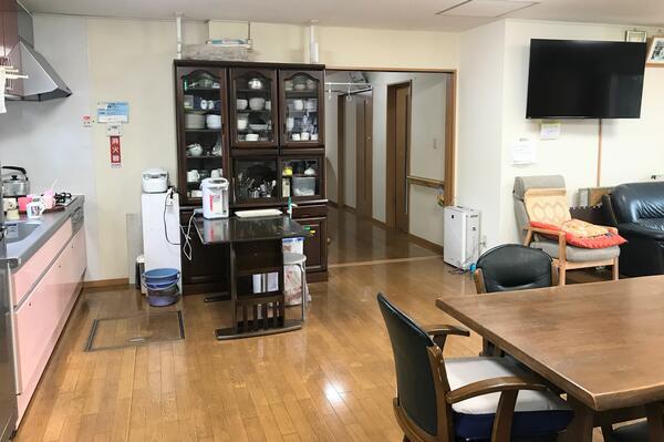 社会福祉法人 花（常勤）の介護職求人サブ写真2