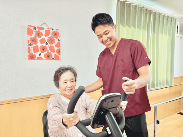 MYYケアリング岸和田（パート）の理学療法士求人メイン写真2