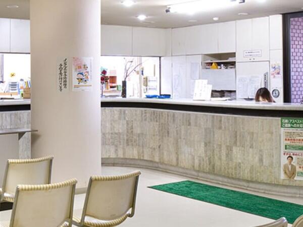 佐藤胃腸科外科病院（日勤/常勤）の介護福祉士求人メイン写真3