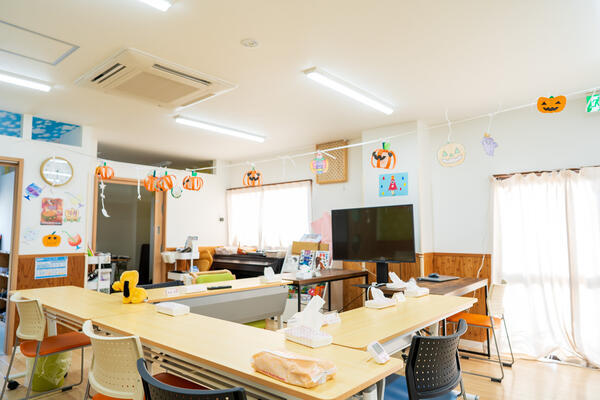 リボンワンダーランド(生活支援員/パート) の支援員求人の写真