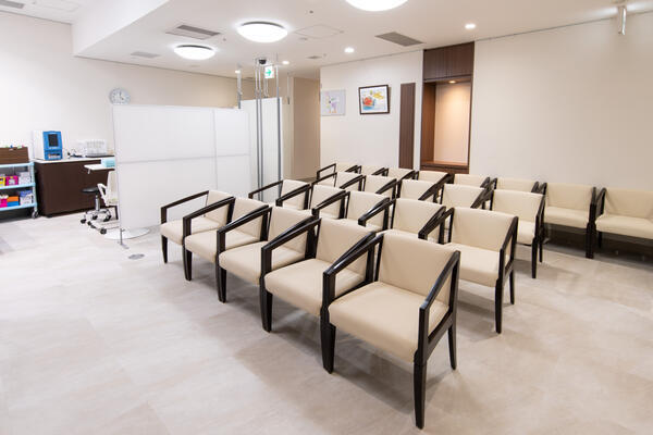 鉄鋼ビル丸の内クリニック（常勤） の診療放射線技師求人メイン写真3