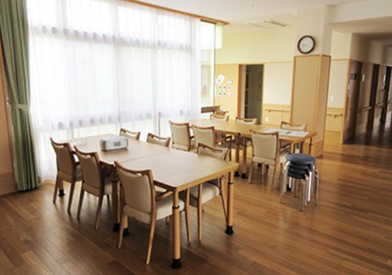 特別養護老人ホームせんだん（常勤）の介護福祉士求人メイン写真2