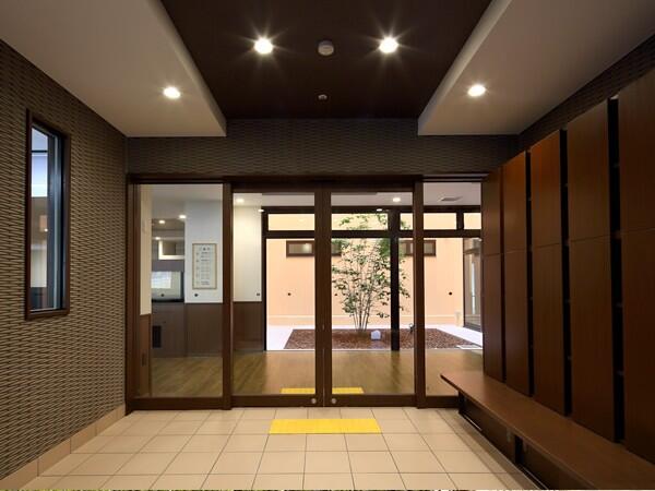 フェニックス月が丘ケアセンター（常勤）の介護福祉士求人メイン写真2