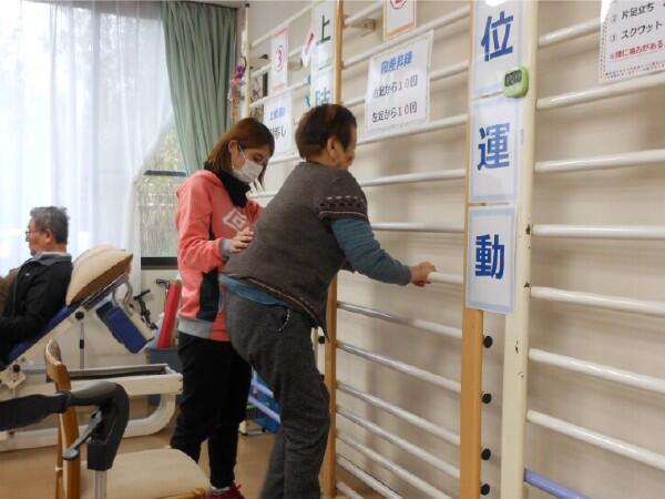 老人保健施設さくら苑リハビリセンター（フルタイムパート）の介護福祉士求人メイン写真4