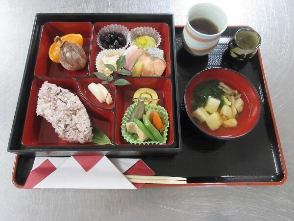 介護付有料老人ホーム　エールコート咲楽（常勤）の栄養士求人サブ写真2