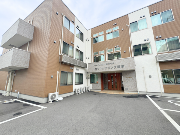 MYYケアリング茨木（施設管理事務/常勤）の一般事務求人メイン写真3